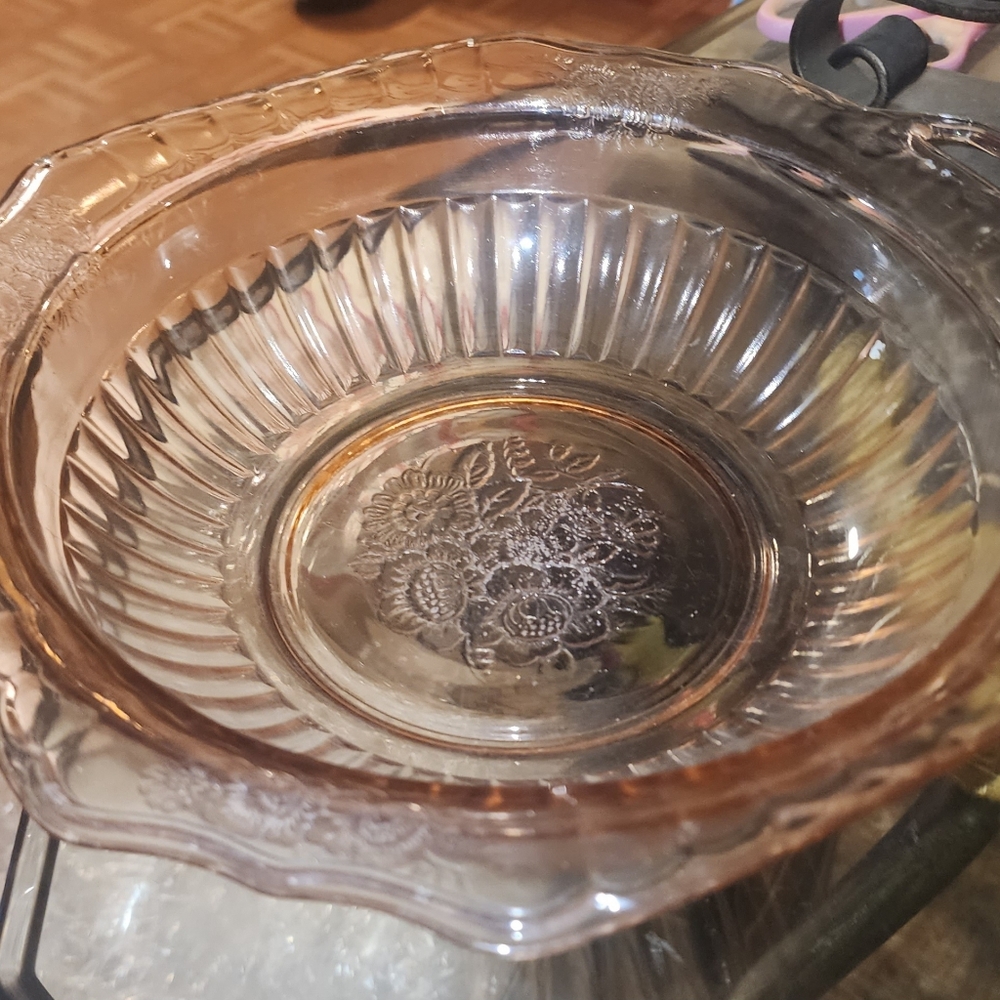 Vintage Anchor Hocking Pink Glass Bowl